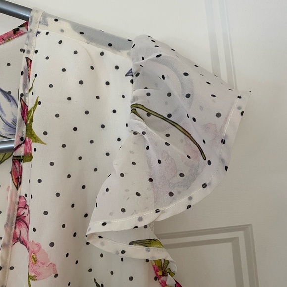 Japna amazing floral top - Picture 11 of 13